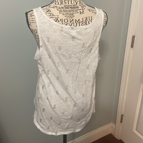 Old Navy Tank Top Large White with Pineapples - Picture 3 of 3